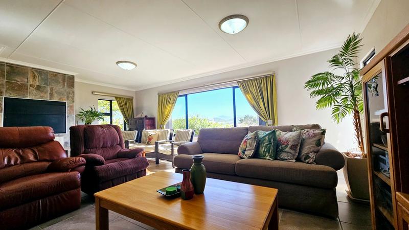 3 Bedroom Property for Sale in Reebok Western Cape